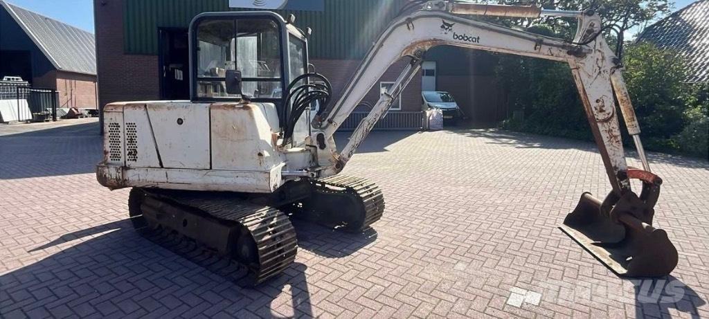 Bobcat X335 Mini pelle < 7t