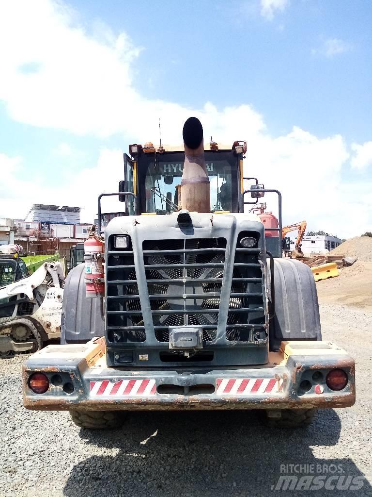 Hyundai HL 757-9 Chargeuse sur pneus