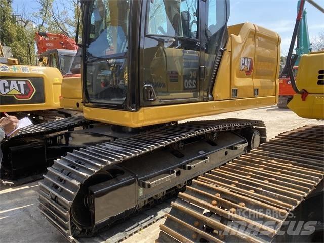 CAT 323 GC Pelle sur chenilles