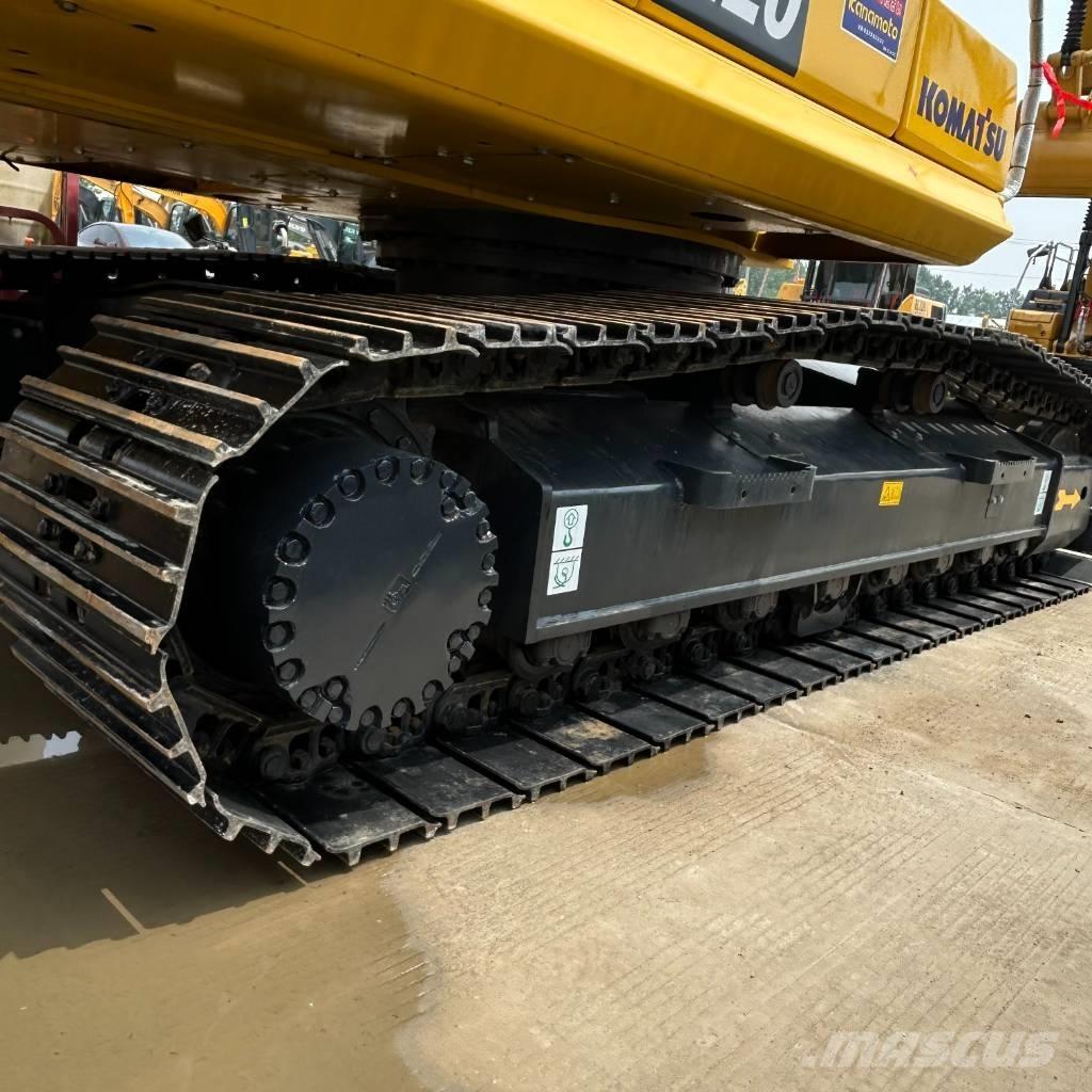 Komatsu 220-8 Pelle sur chenilles