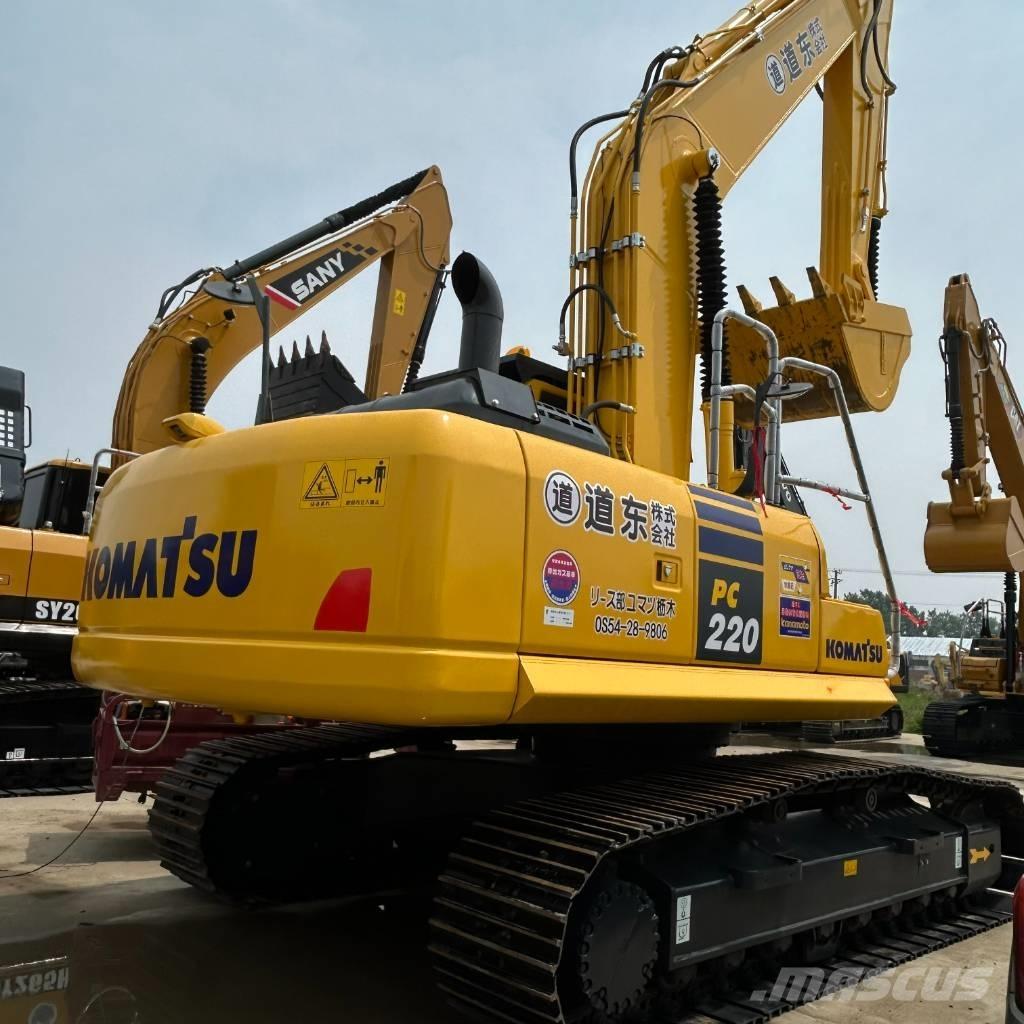 Komatsu 220-8 Pelle sur chenilles