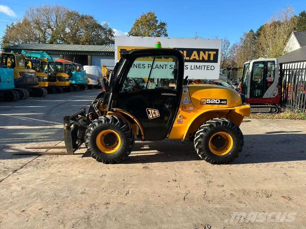 JCB 520-40 Chariot télescopique