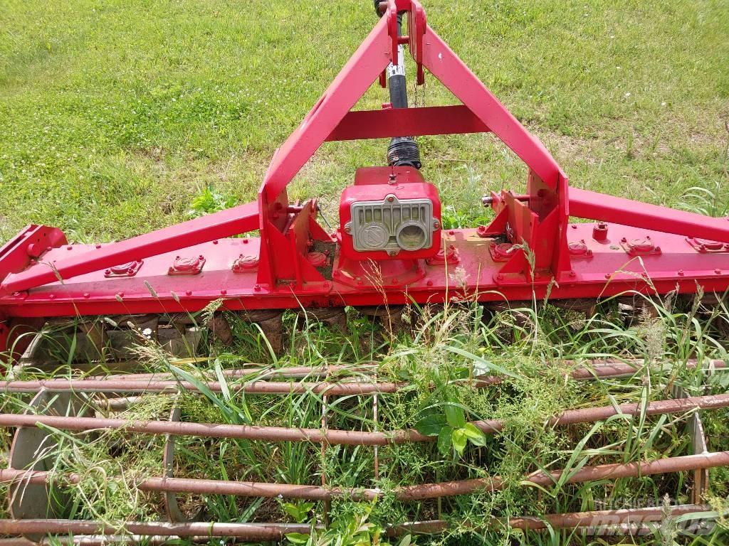Kongskilde 3m Herse rotative, rotavator