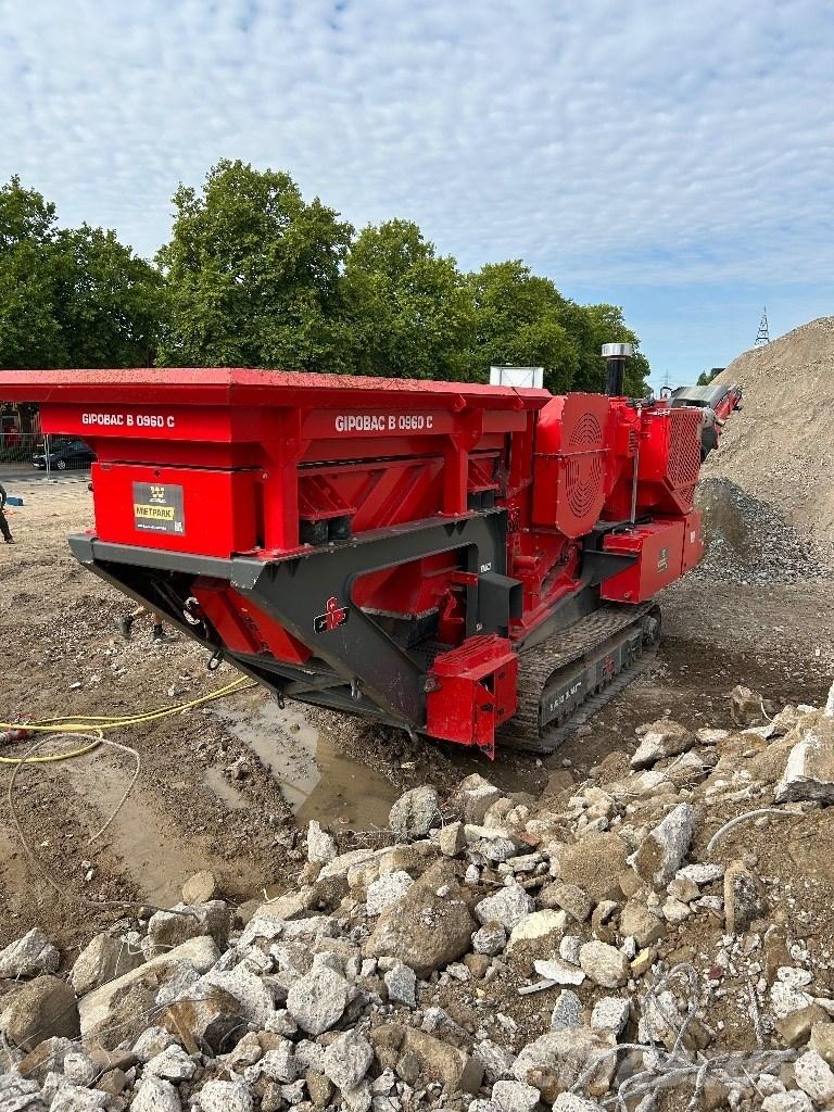 GIPO B0960 C Concasseur mobile