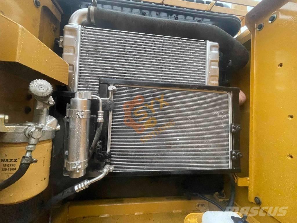 CAT CAT320 D2 Pelle sur chenilles