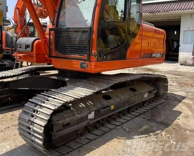 Doosan DX225LC Pelle sur chenilles