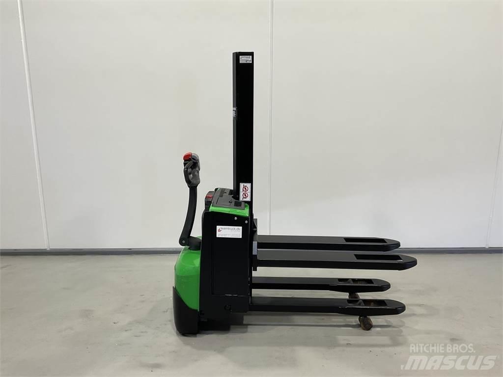 Cesab S208L Gerbeurs Automoteurs