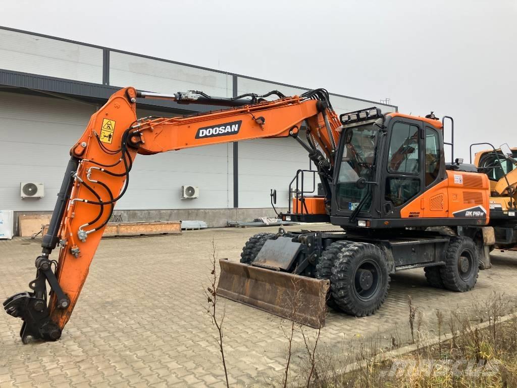 Doosan DX140W-7 Pelle sur pneus