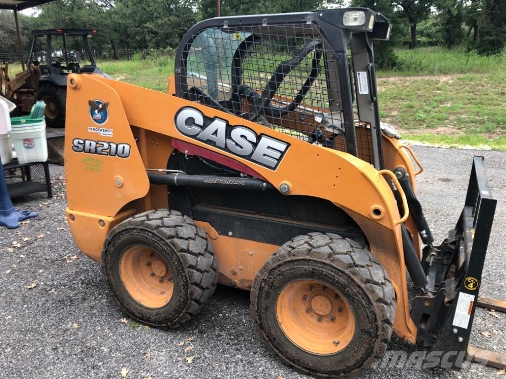 CASE SR 210 Chargeuse compacte