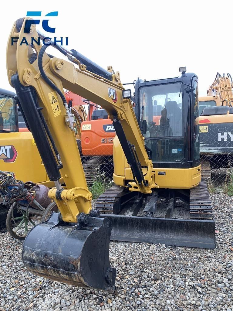 CAT 303E Pelle sur chenilles