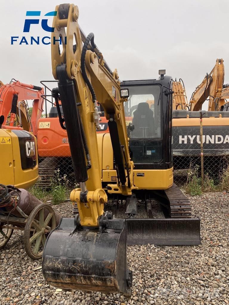 CAT 303E Pelle sur chenilles