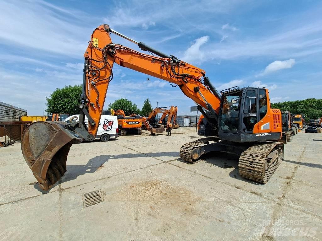 Doosan DX 235 LCR-5 Pelle sur chenilles