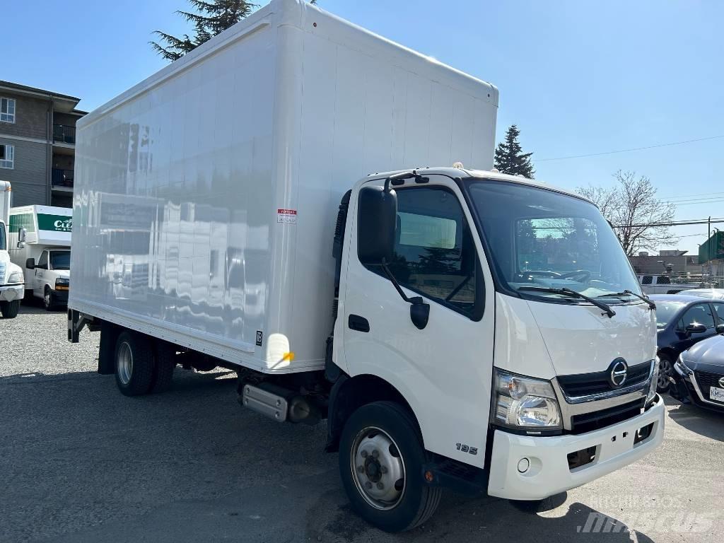 Hino 195 Camion de livraison de boisson