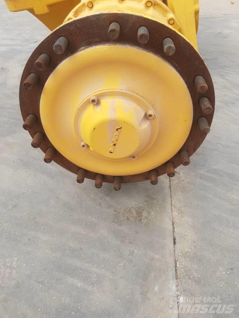 Volvo L120F G H Essieux