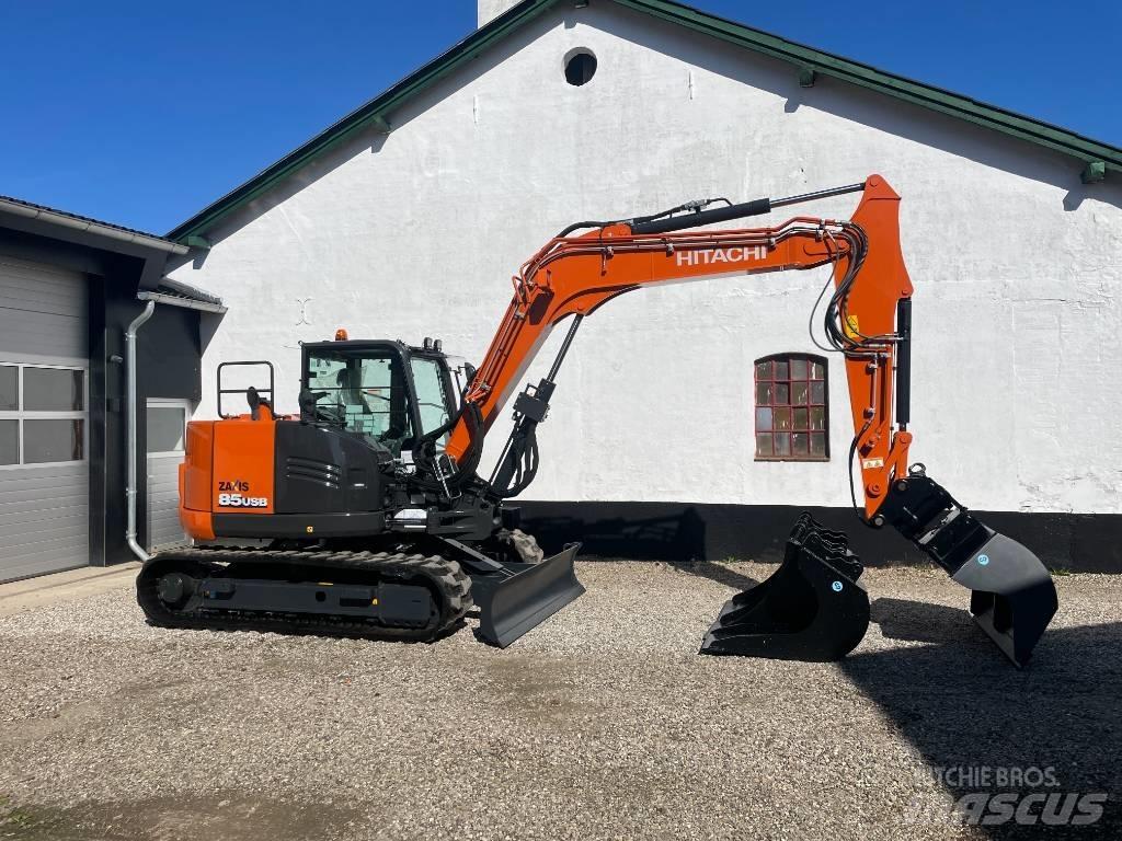 Hitachi ZX 85 Pelle sur chenilles