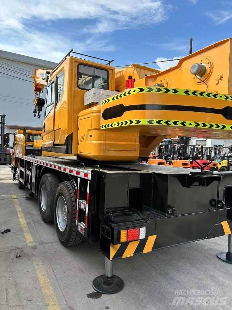 XCMG XCT 25 Grues tout terrain