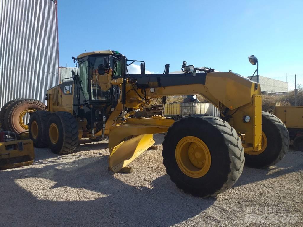 CAT 16 M Niveleuse