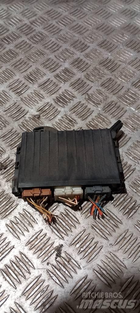 Scania R 440   1847369 Electronique