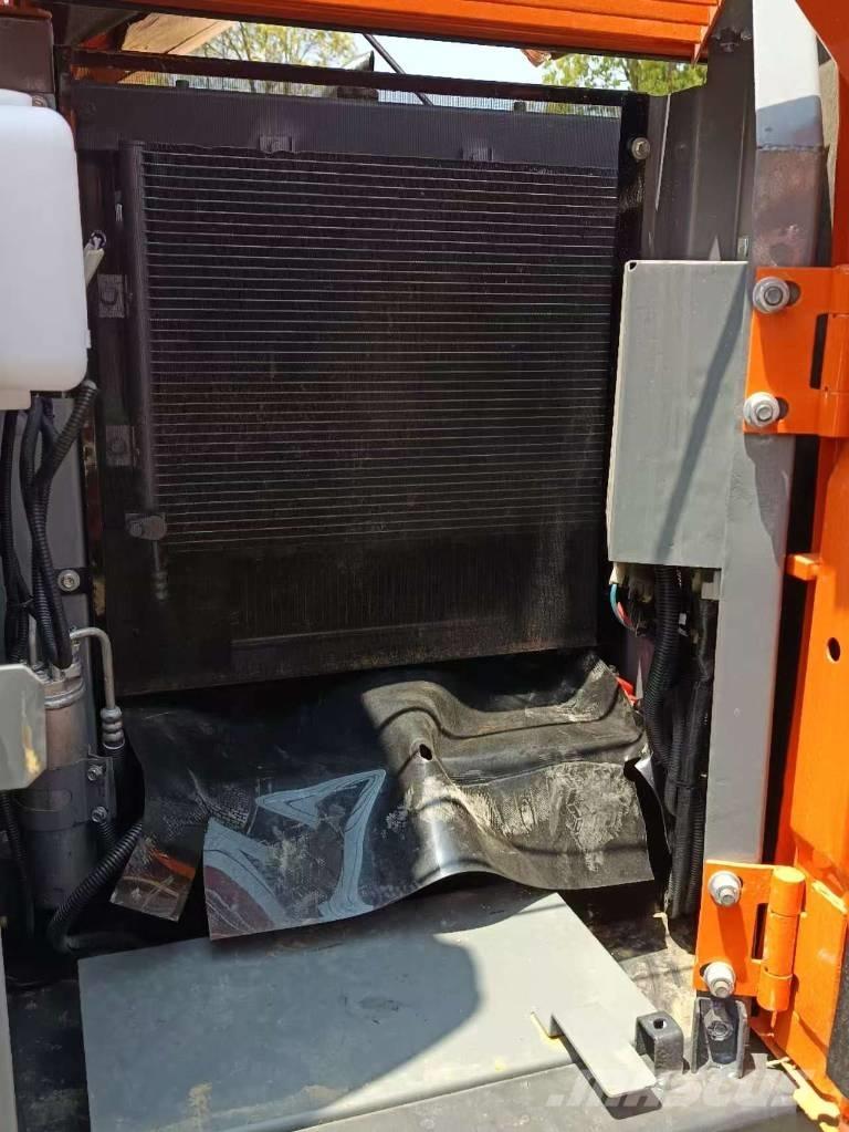 Hitachi ZX 70 Mini pelle 7t-12t