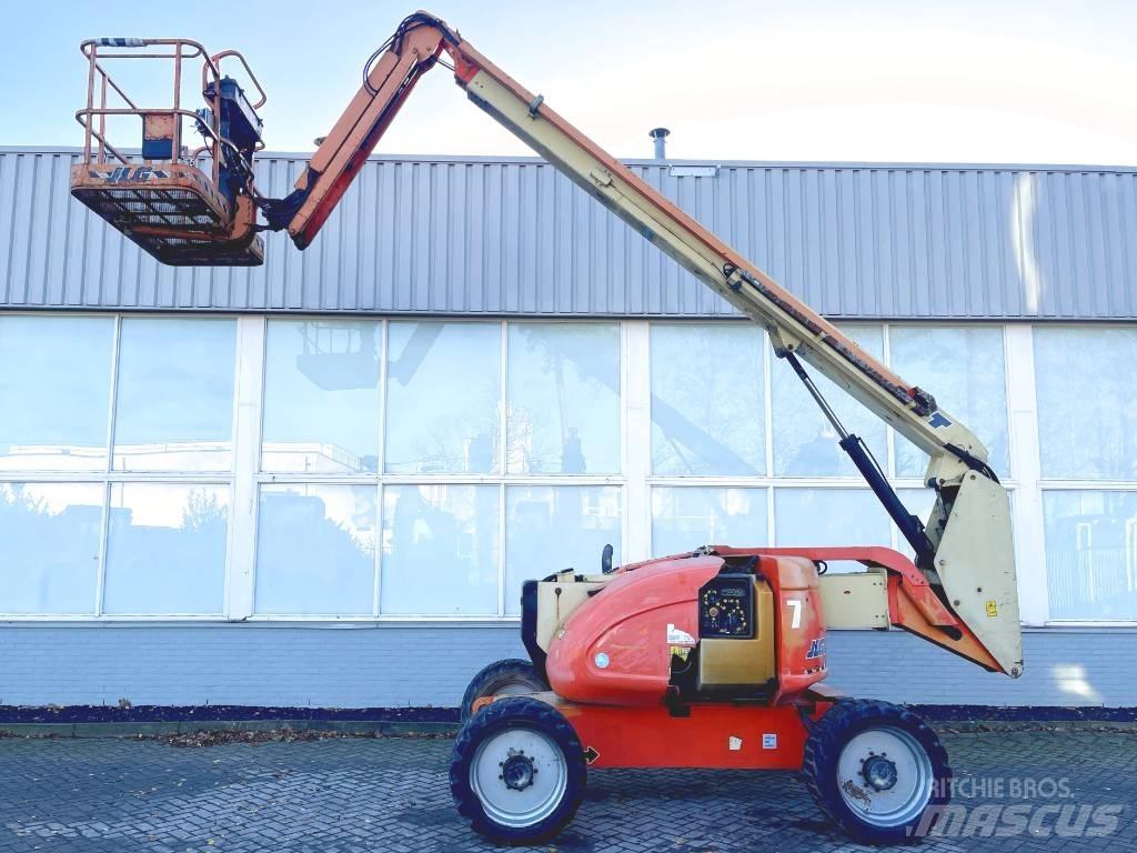 JLG 600 AJ Nacelles télescopiques
