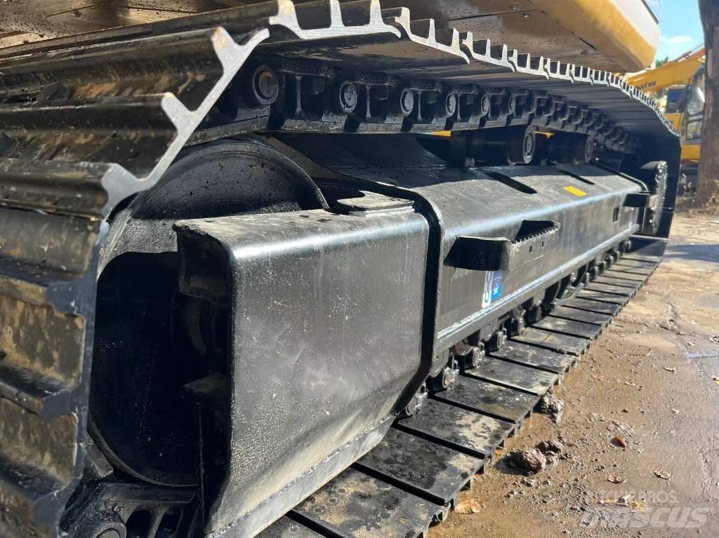 CAT 320 D Pelle sur chenilles