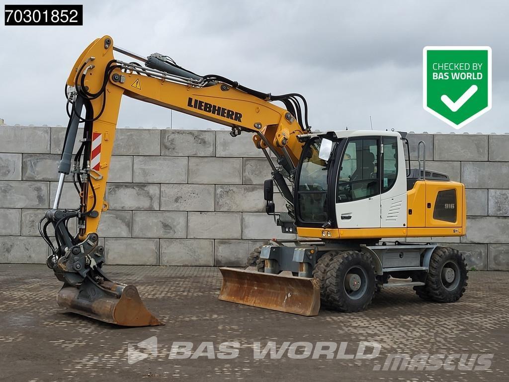 Liebherr A916 916 Pelle sur pneus