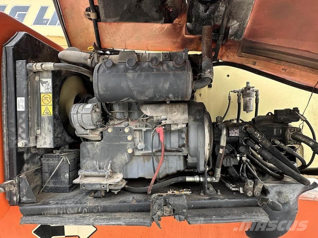 JLG 800AJ Nacelles articulées