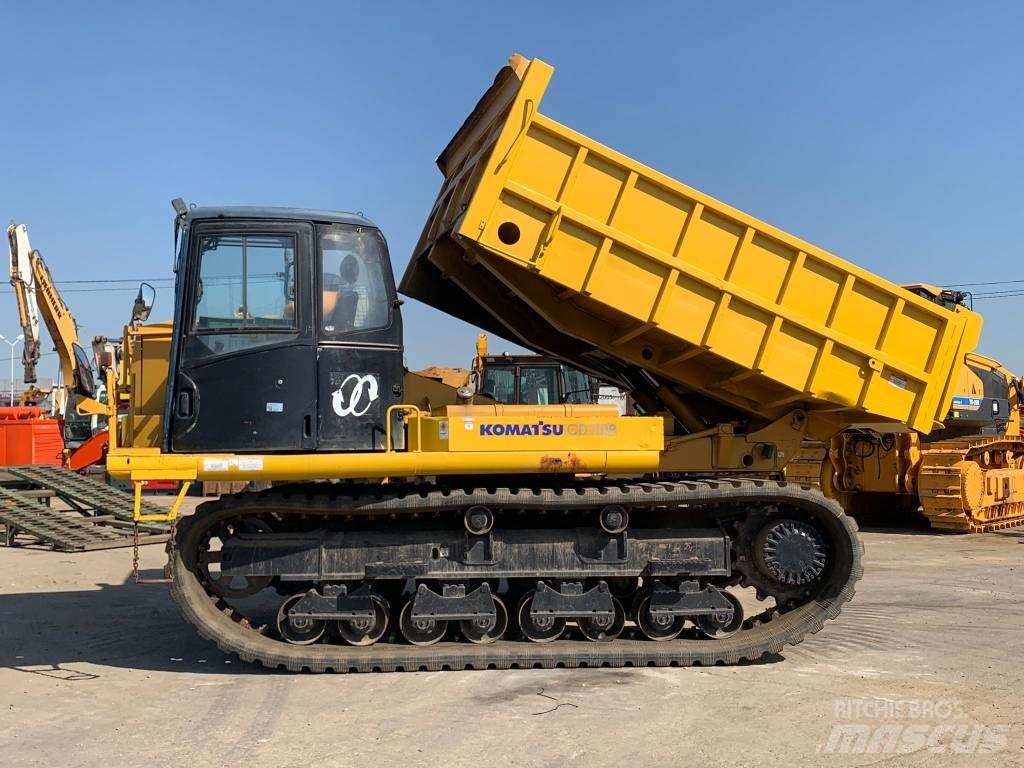 Komatsu CD 110 R-1 Tombereau sur chenilles