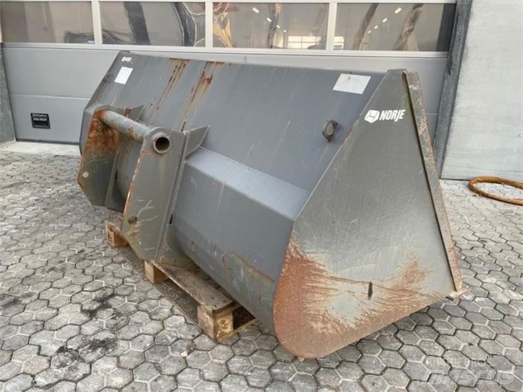  Øvrige Jordskovl Godet