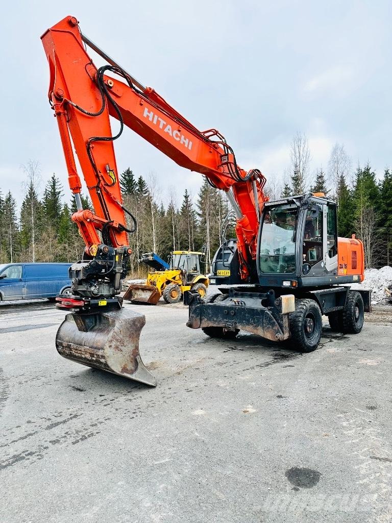 Hitachi Zaxis 170 W Pelle sur pneus