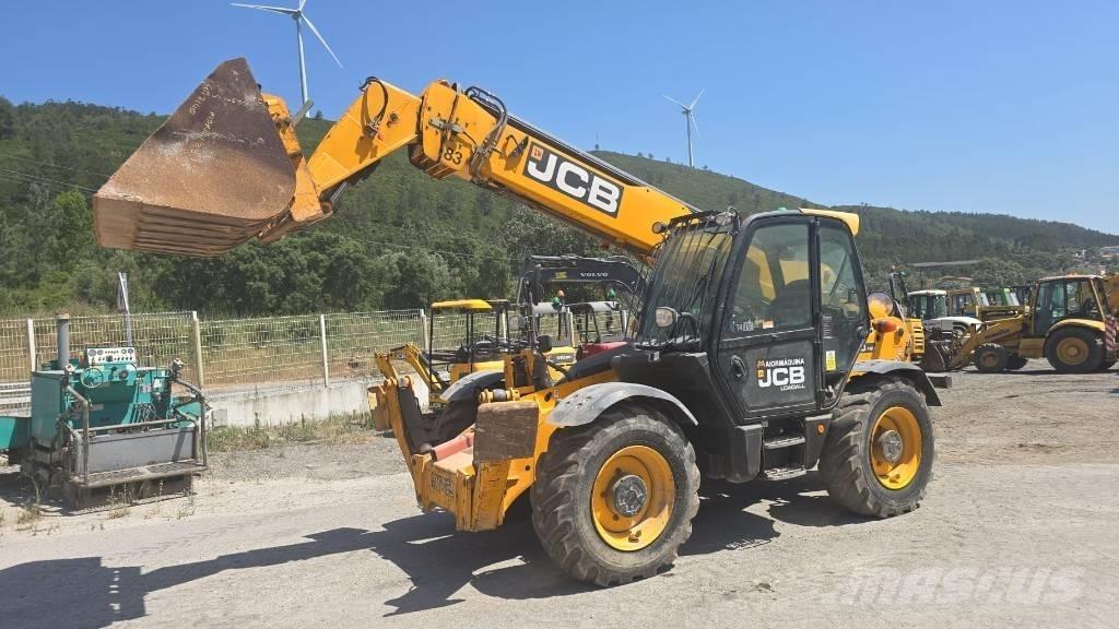 JCB 540-140 Chariot télescopique