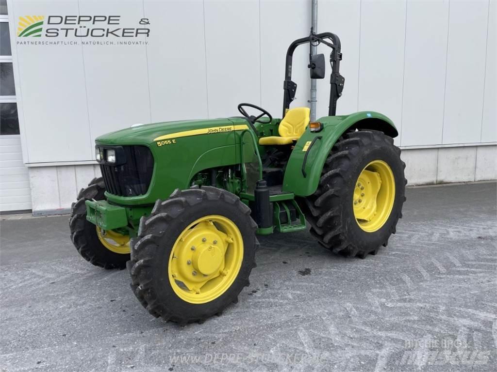 John Deere 5055E Tracteur