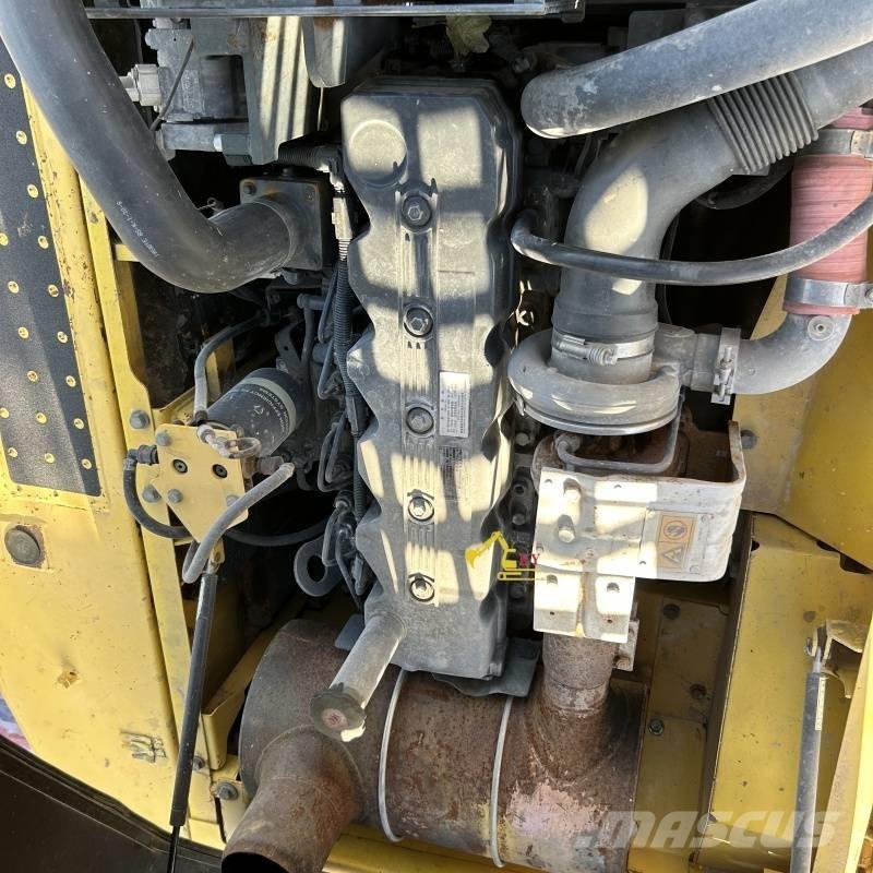 Komatsu PC 200-8 Pelle sur chenilles