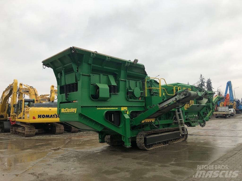 McCloskey I44R Concasseur mobile