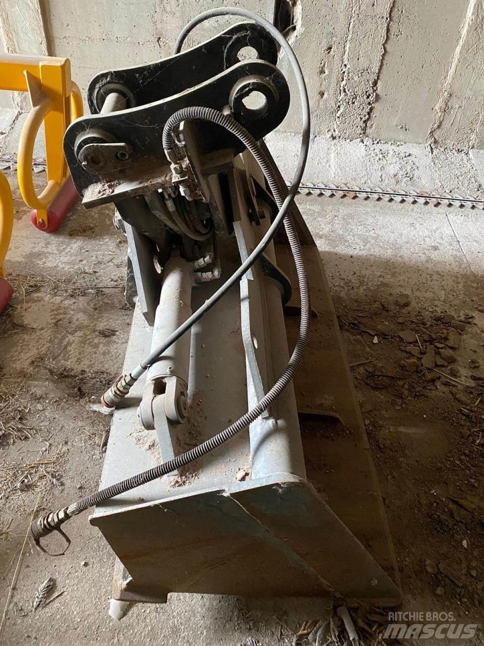 Hydrema M1200 Pelle sur pneus