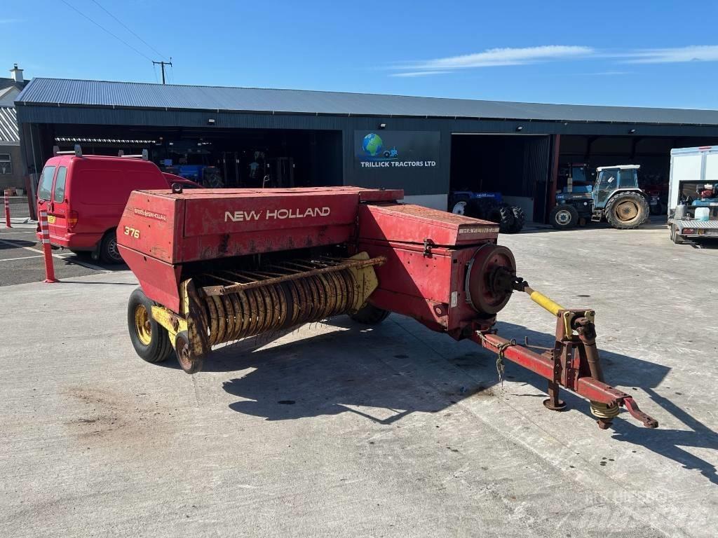 New Holland 376 Presse cubique