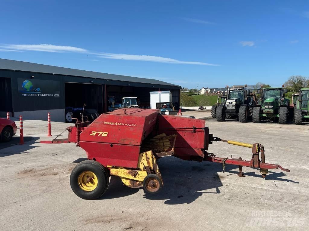 New Holland 376 Presse cubique