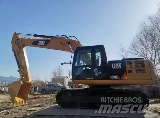 CAT 320D2 Pelle sur chenilles