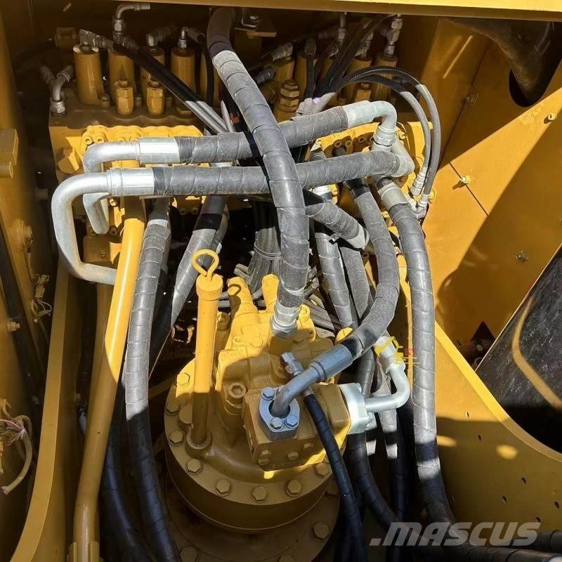 CAT 320 D Pelle sur chenilles