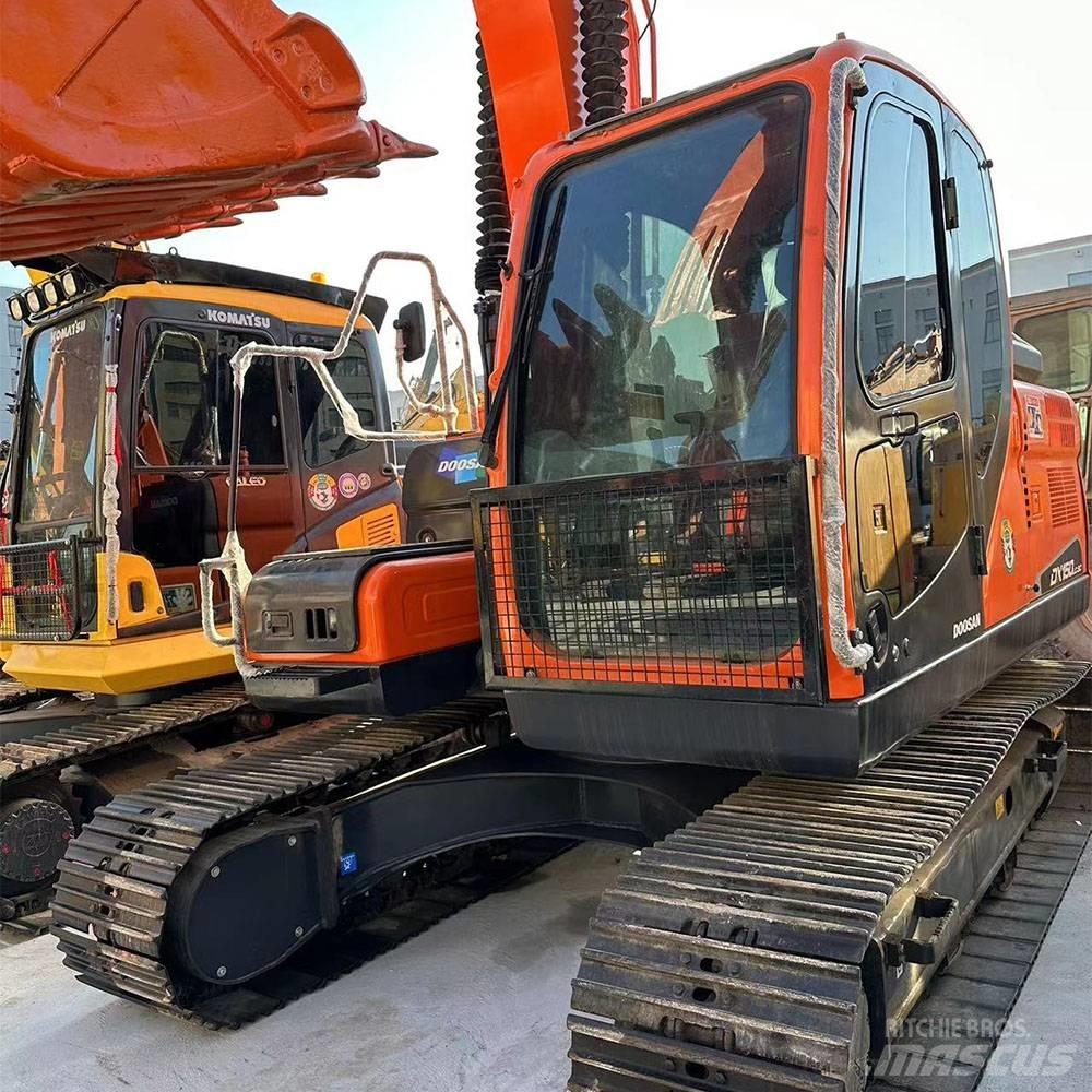 Doosan DX150LC-9C Pelle sur chenilles