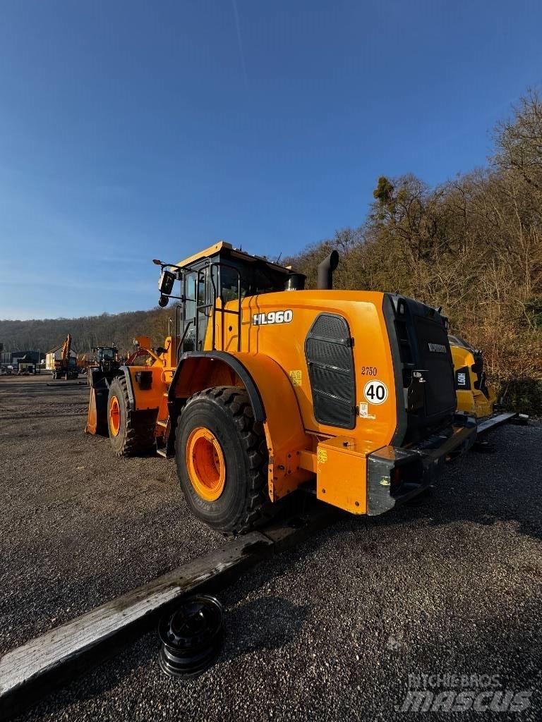 Hyundai HL 960 Chargeuse sur pneus