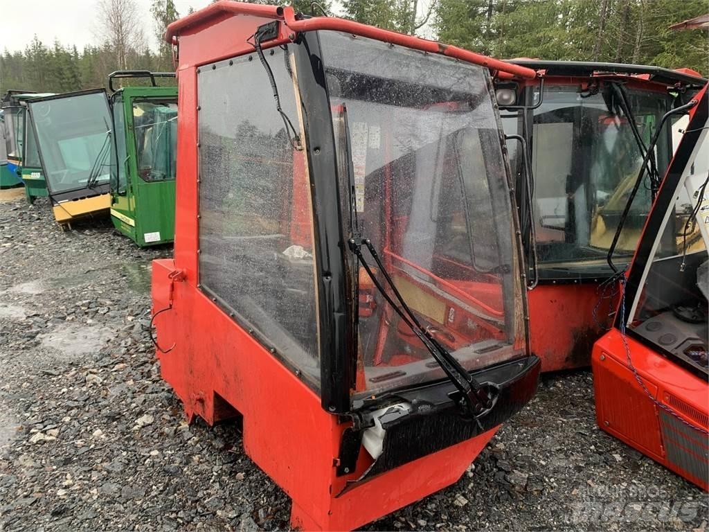 Komatsu 901TX Cabine