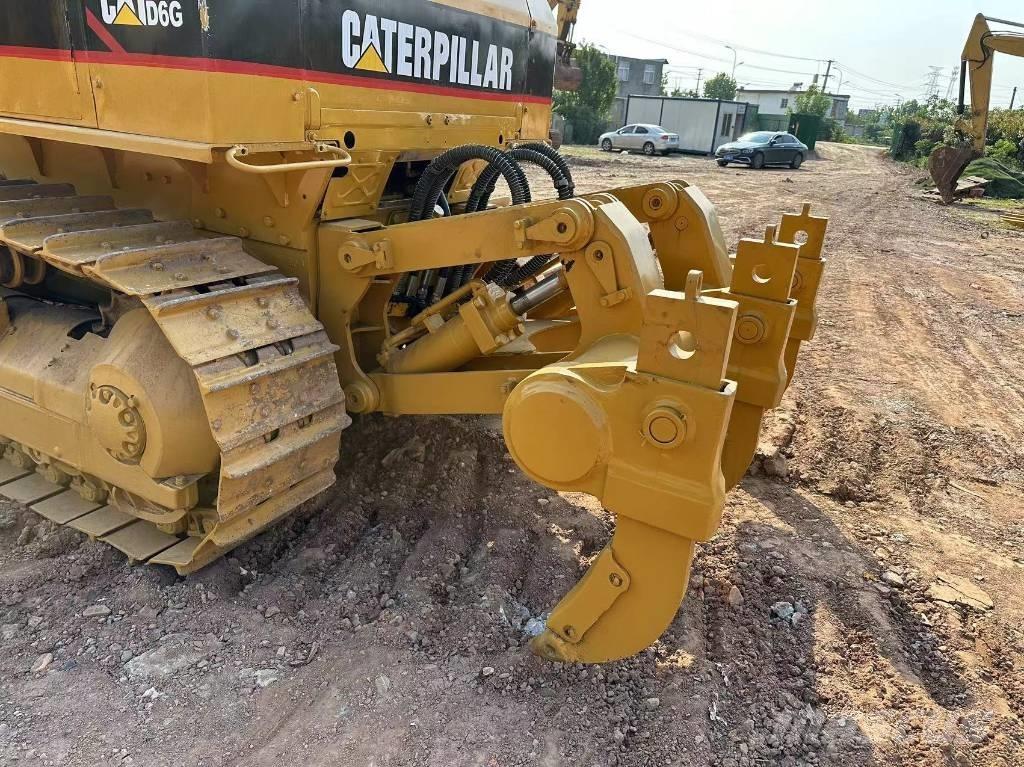CAT D 6 G Bouteurs sur chenilles