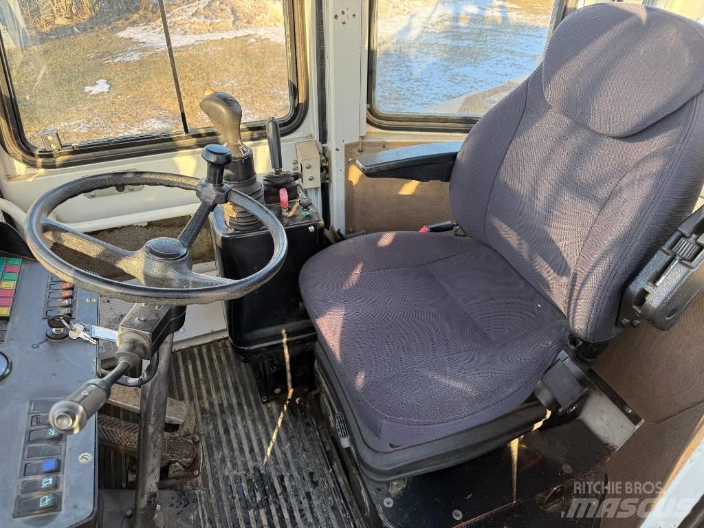 Liebherr 521 Chargeuse sur pneus