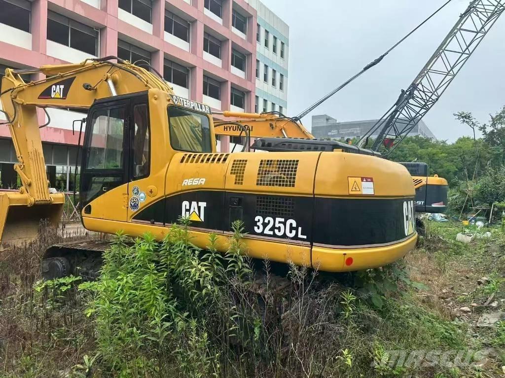 CAT 325 CL Pelle sur chenilles