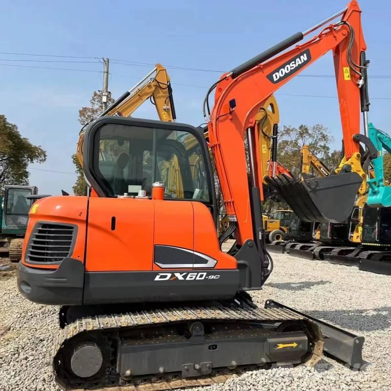 Hitachi 60 Pelle sur chenilles
