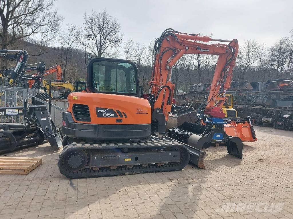 Develon DX 85 R-3 Mini pelle 7t-12t
