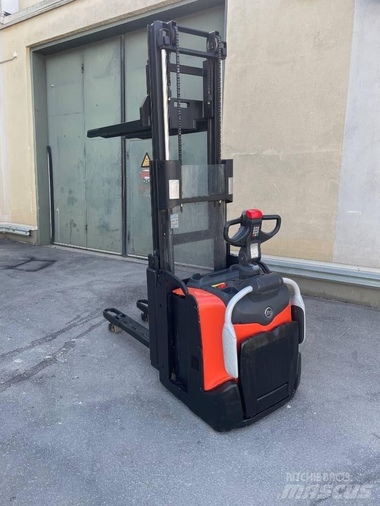 BT SPE 200 D Gerbeur accompagnant