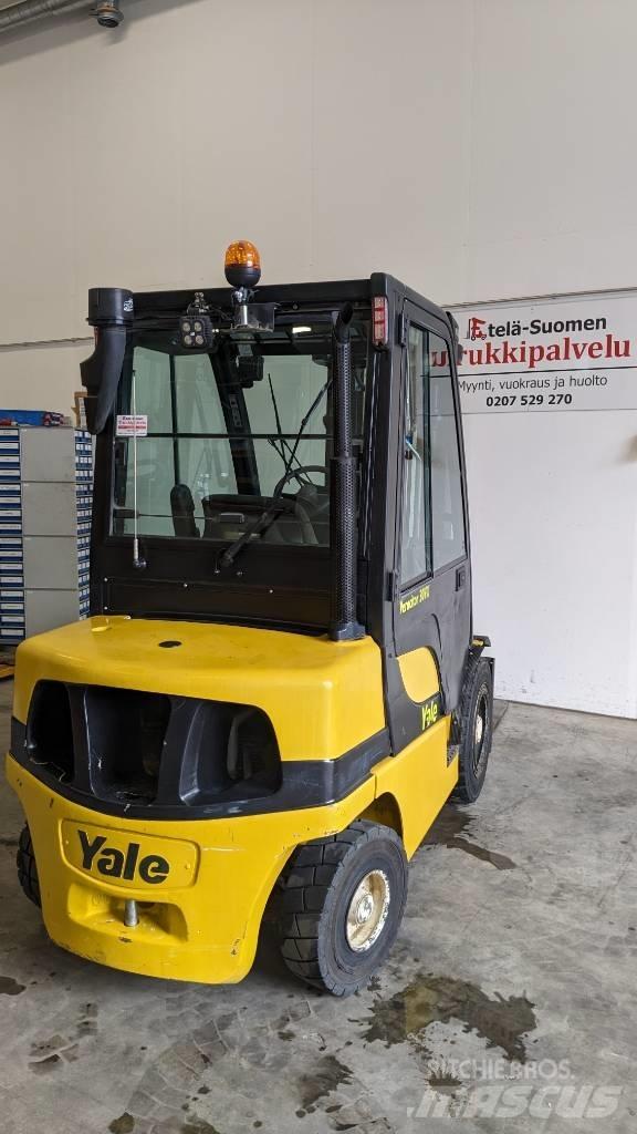 Yale GDP30VX Chariots diesel