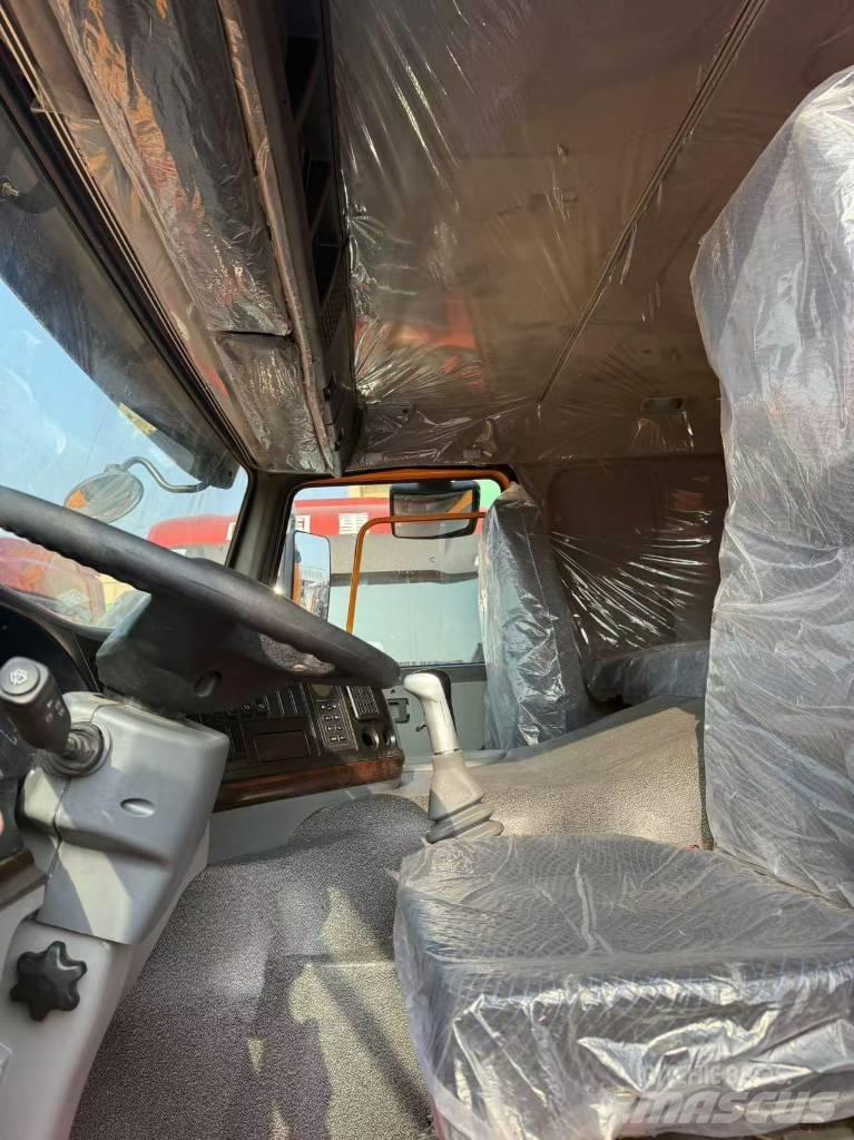 Howo 8*4 460 Camion benne